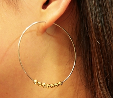 イニシャルピアス